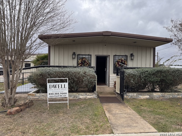 Details for 106 South Line, Karnes City, TX 78118