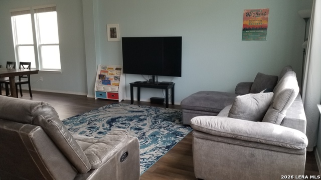 Image 5 of 18 For 4044 Sun Meadow