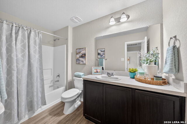 Image 17 of 25 For 9811 Marbach Hill