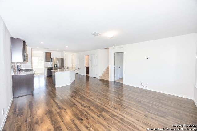 Image 5 of 45 For 4827 Forward Swing