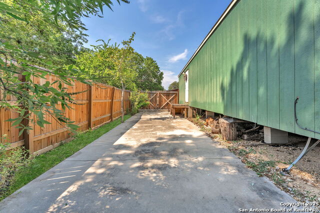 Image 35 of 37 For 5478 Elkhunter