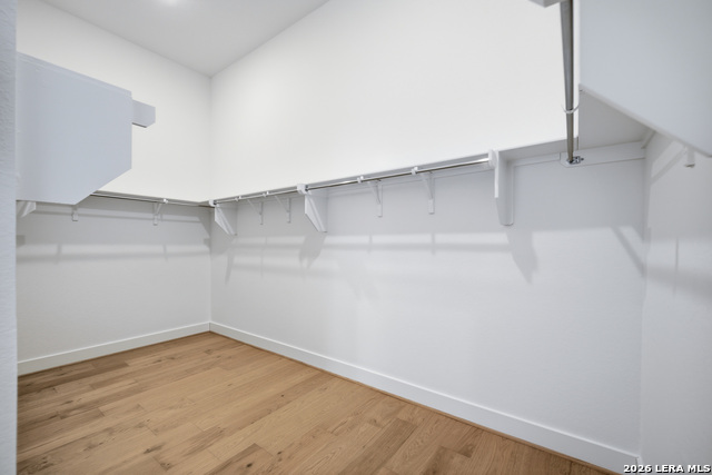 Image 17 of 52 For 432 Westmont