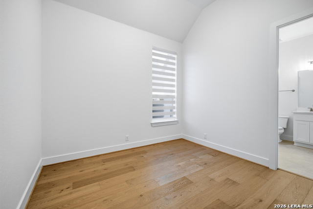 Image 25 of 52 For 432 Westmont