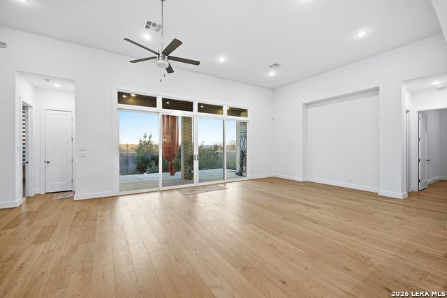 Image 28 of 52 For 432 Westmont