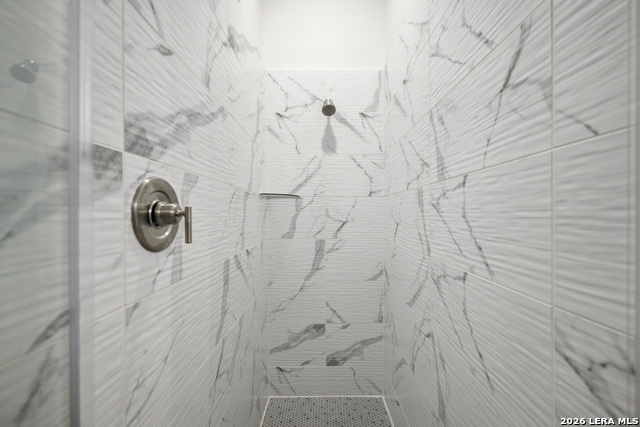 Image 42 of 52 For 432 Westmont