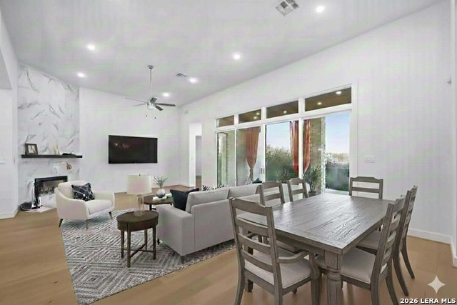 Image 5 of 52 For 432 Westmont