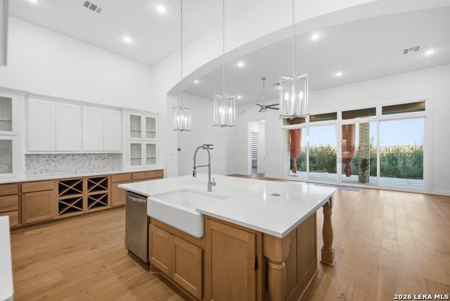 Image 8 of 52 For 432 Westmont