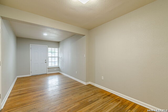 Image 11 of 34 For 462 Trudell  