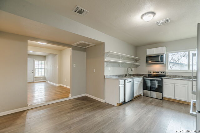 Image 14 of 34 For 462 Trudell  