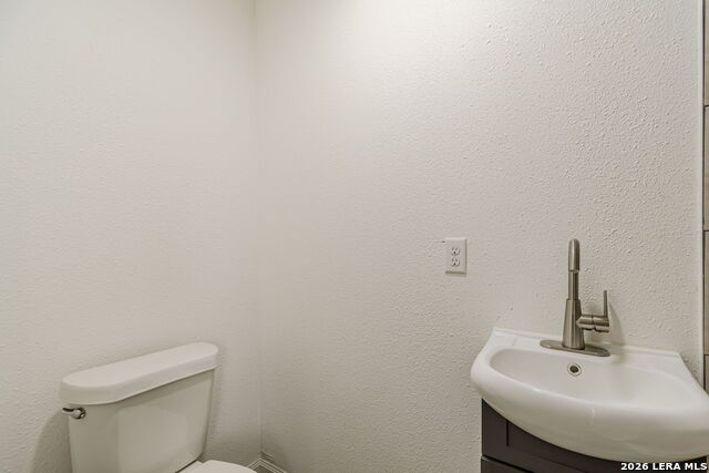 Image 25 of 34 For 462 Trudell  