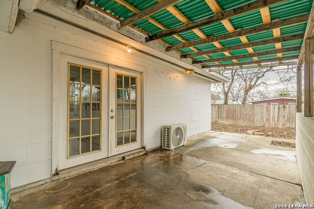 Image 29 of 34 For 462 Trudell  