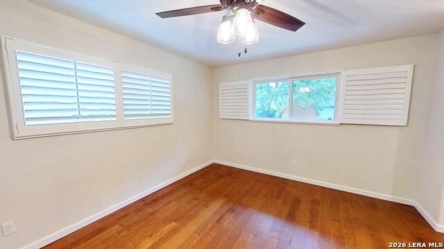 Image 5 of 29 For 805 Timber Dr