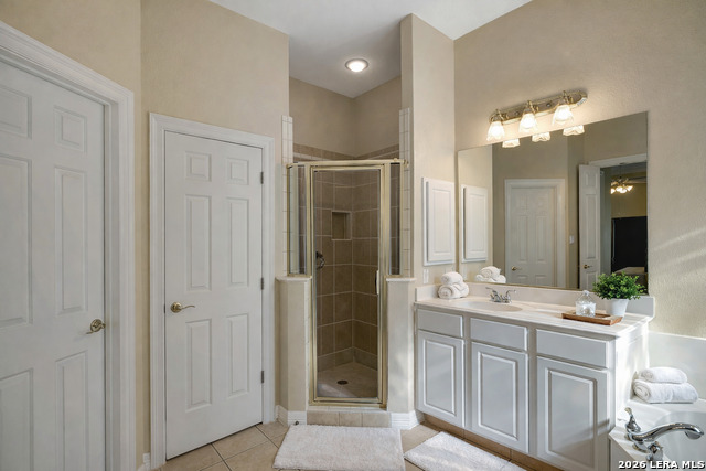 Image 21 of 44 For 24805 Fairway Springs