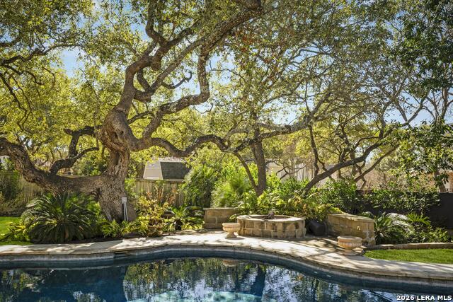 Image 36 of 44 For 24805 Fairway Springs