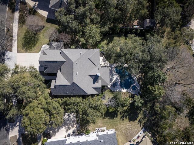 Image 40 of 44 For 24805 Fairway Springs