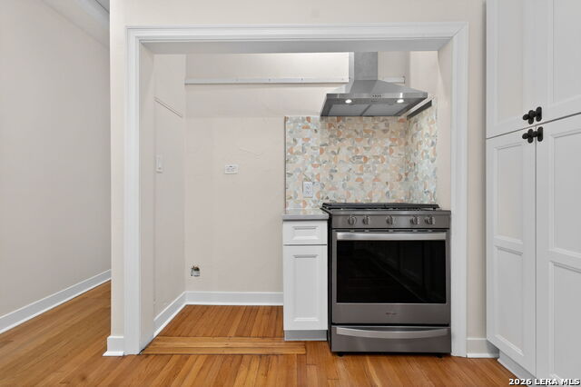 Image 17 of 44 For 214 Ira  