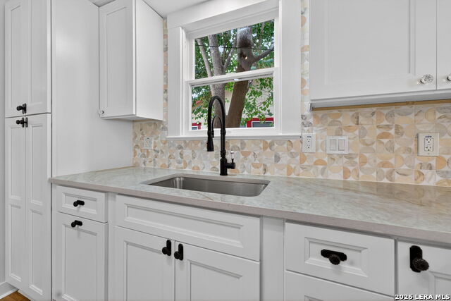 Image 19 of 44 For 214 Ira  