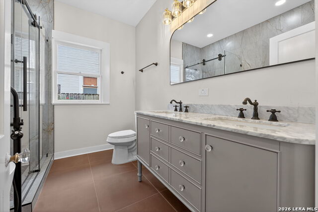 Image 25 of 44 For 214 Ira  