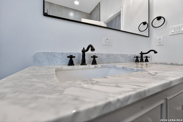 Image 26 of 44 For 214 Ira  