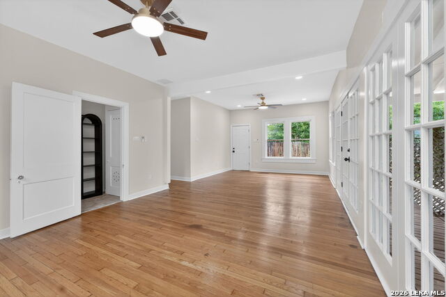 Image 33 of 44 For 214 Ira  