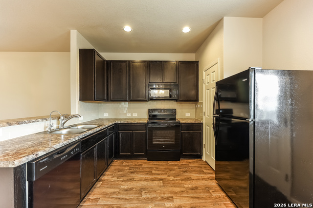 Image 9 of 16 For 3207 Pedernales