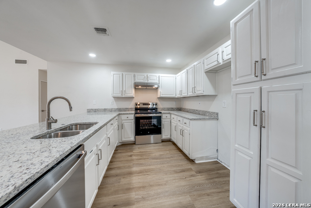 Image 13 of 24 For 6318 Club Oaks