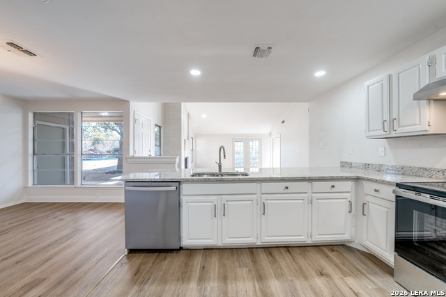 Image 14 of 24 For 6318 Club Oaks