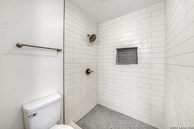 Image 21 of 24 For 6318 Club Oaks