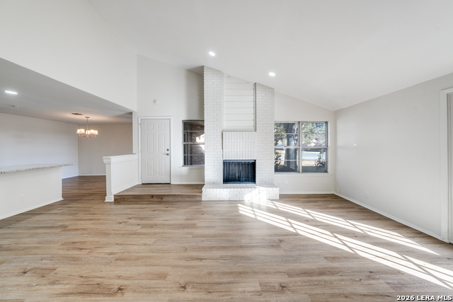 Image 6 of 24 For 6318 Club Oaks