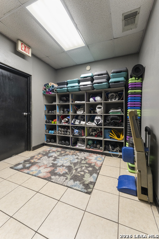 Listing photo id 11 for 9585 Braun Rd