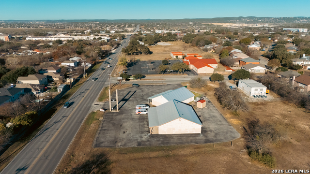 Listing photo id 27 for 9585 Braun Rd