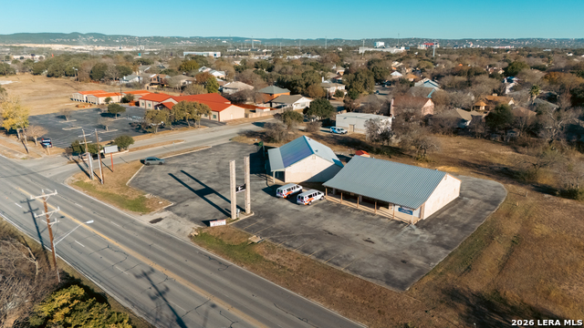 Listing photo id 28 for 9585 Braun Rd