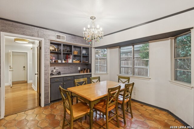 Image 10 of 38 For 210 Chattington