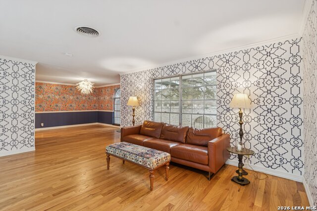 Image 18 of 38 For 210 Chattington