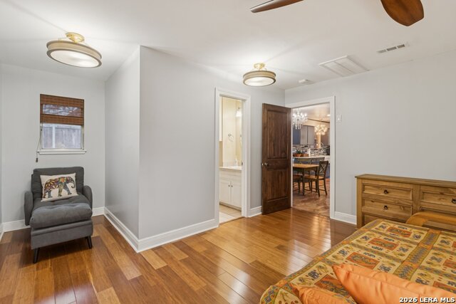 Image 20 of 38 For 210 Chattington