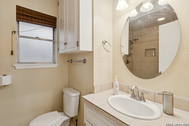 Image 22 of 38 For 210 Chattington