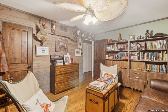 Image 23 of 38 For 210 Chattington