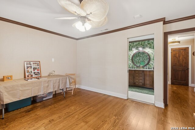 Image 31 of 38 For 210 Chattington