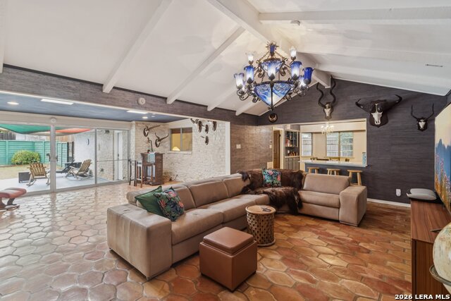 Image 8 of 38 For 210 Chattington