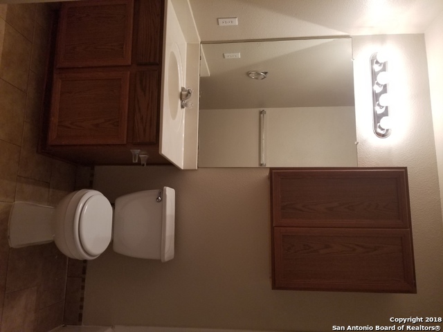 Image 17 of 25 For 5123 Fountain Hill