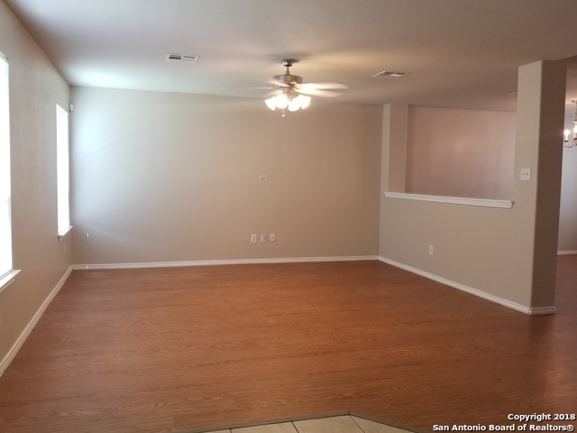 Image 4 of 25 For 5123 Fountain Hill