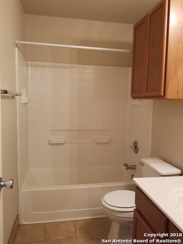 Image 7 of 25 For 5123 Fountain Hill