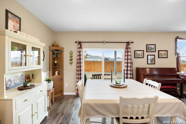 Image 10 of 40 For 5831 Hematite Rim