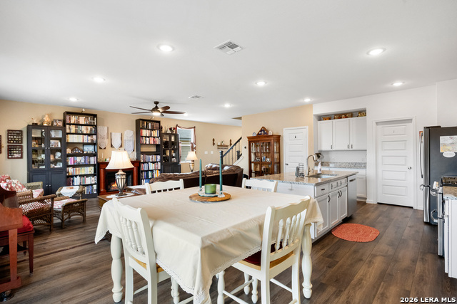 Image 11 of 40 For 5831 Hematite Rim