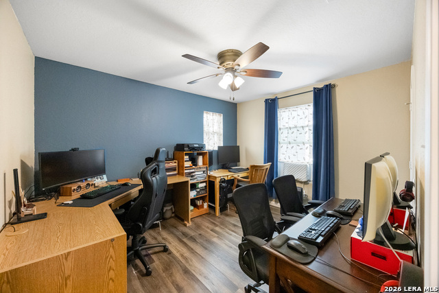 Image 27 of 40 For 5831 Hematite Rim