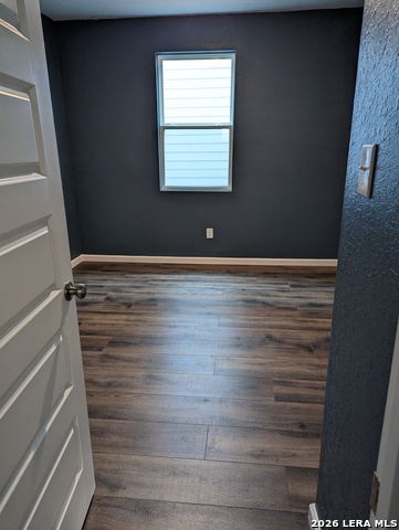 Image 33 of 40 For 5831 Hematite Rim