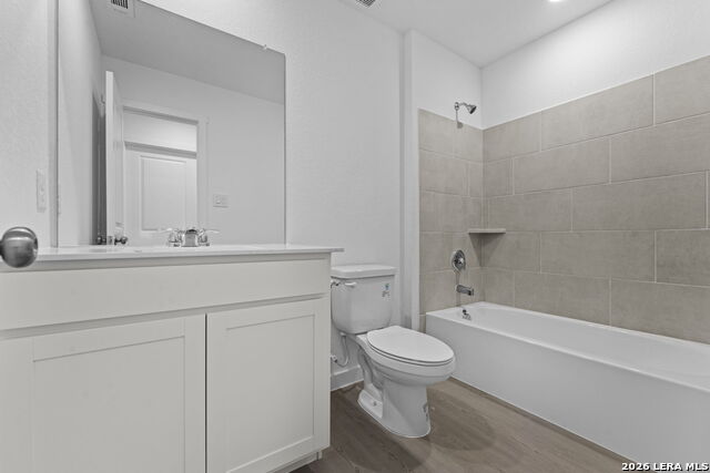 Image 27 of 33 For 6521 Titan Park