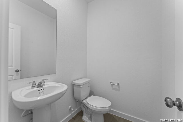 Image 3 of 33 For 6521 Titan Park