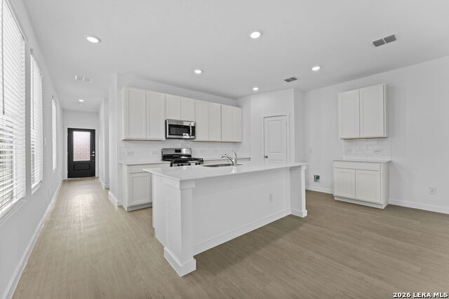 Image 9 of 33 For 6521 Titan Park