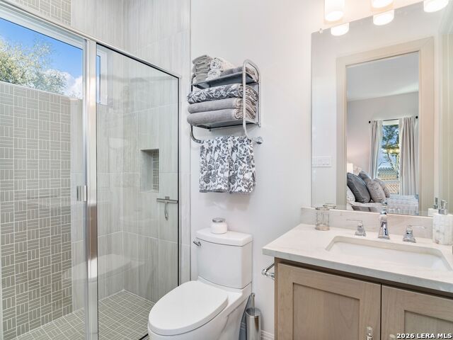 Image 34 of 80 For 565 Rosemary Ridge